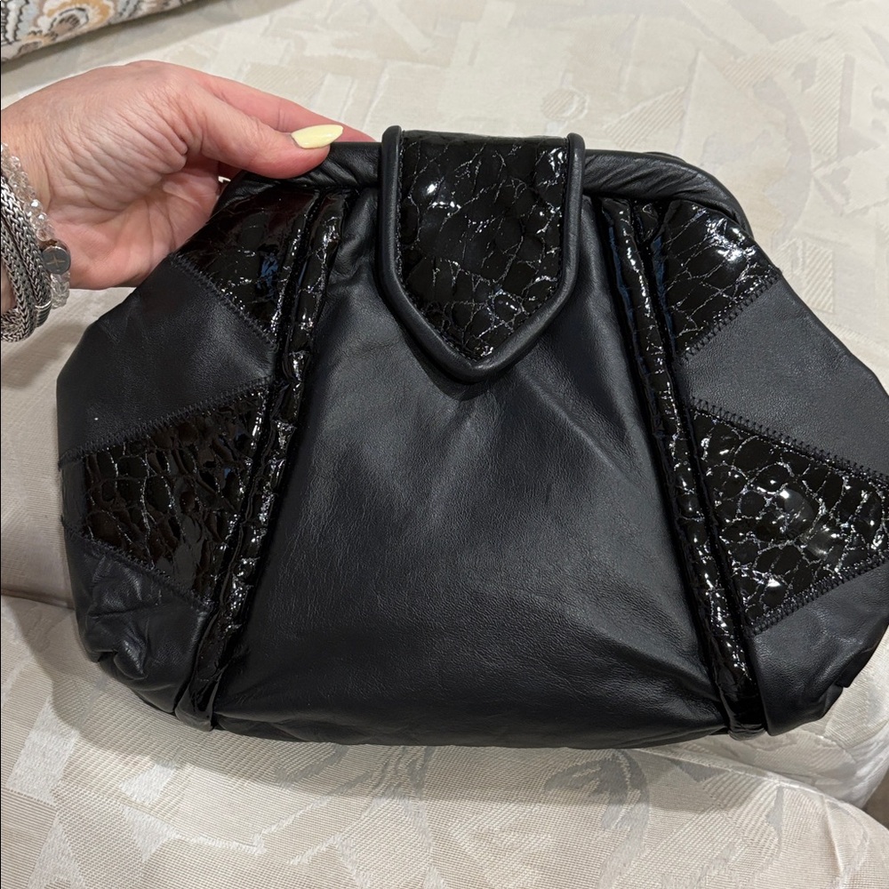 Park Avenue Int VTG genuine leather Classic Black Women’s Shoulder clutch bag